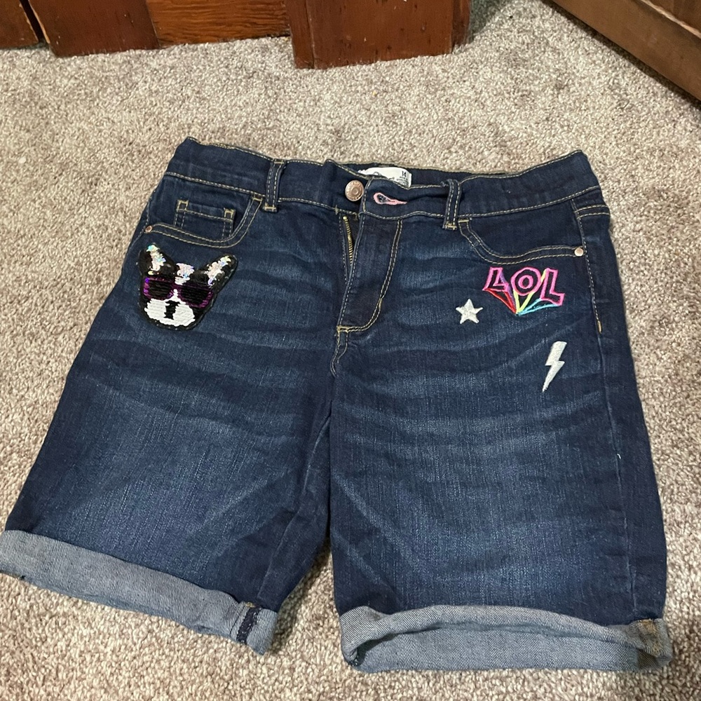 Girls Jordache shorts.